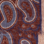 Écharpe brune à motif paisley